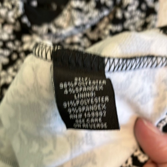 Torrid Black and White Floral Dress - Picture 4 of 7